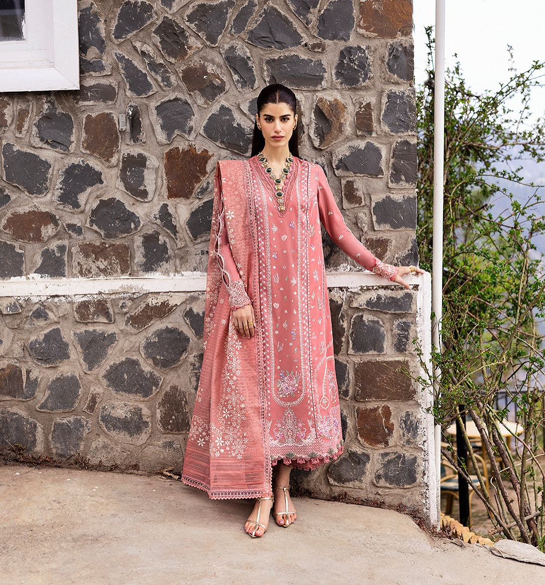 Moya Embroidered Lawn | Qlinekari 2025