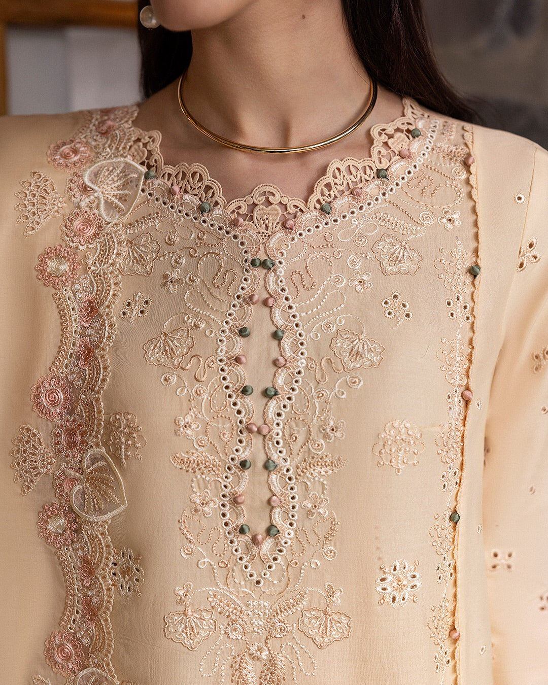Disa Embroidered Lawn | Qlinekari 2025
