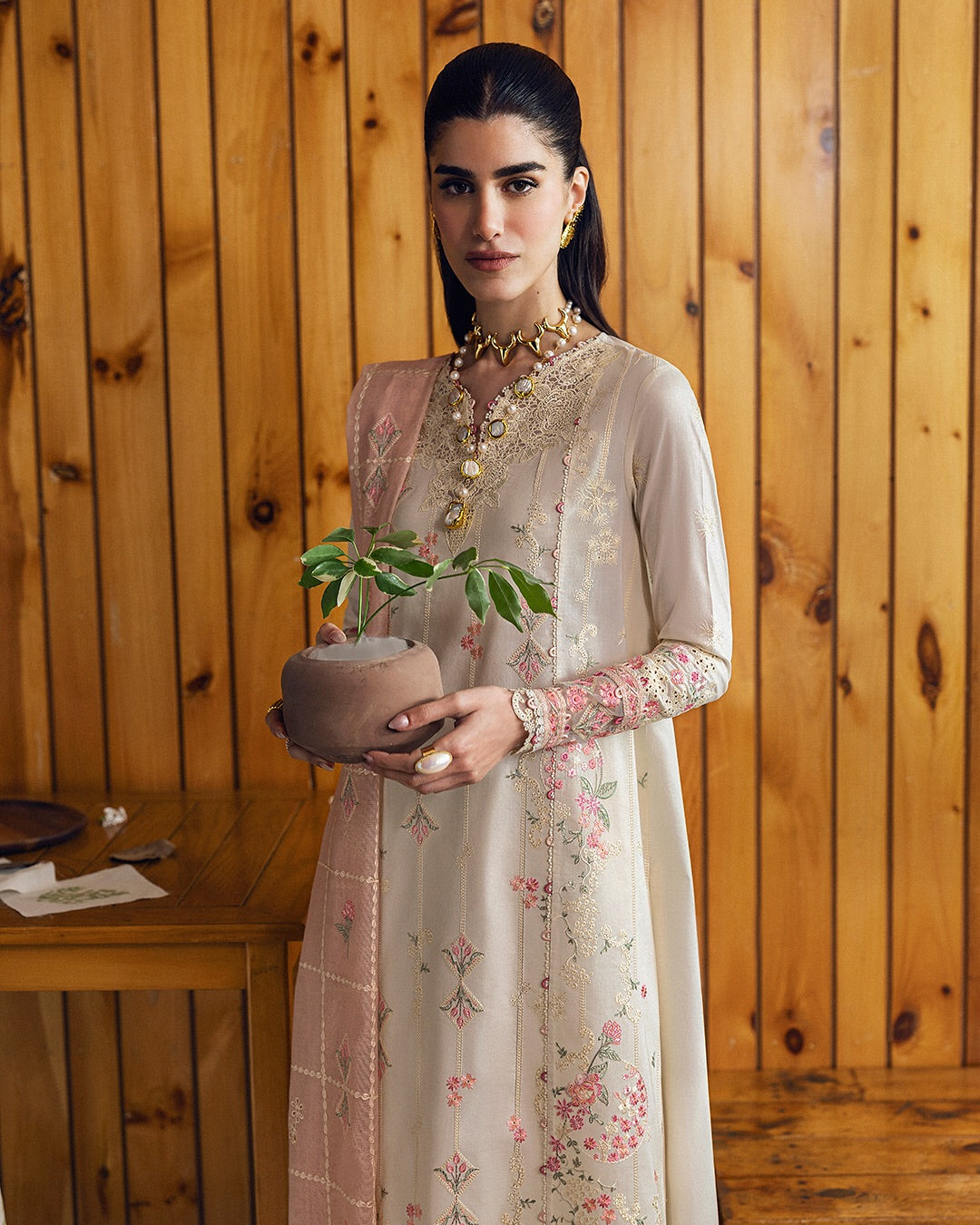 Tyra Embroidered Lawn | Qlinekari 2025