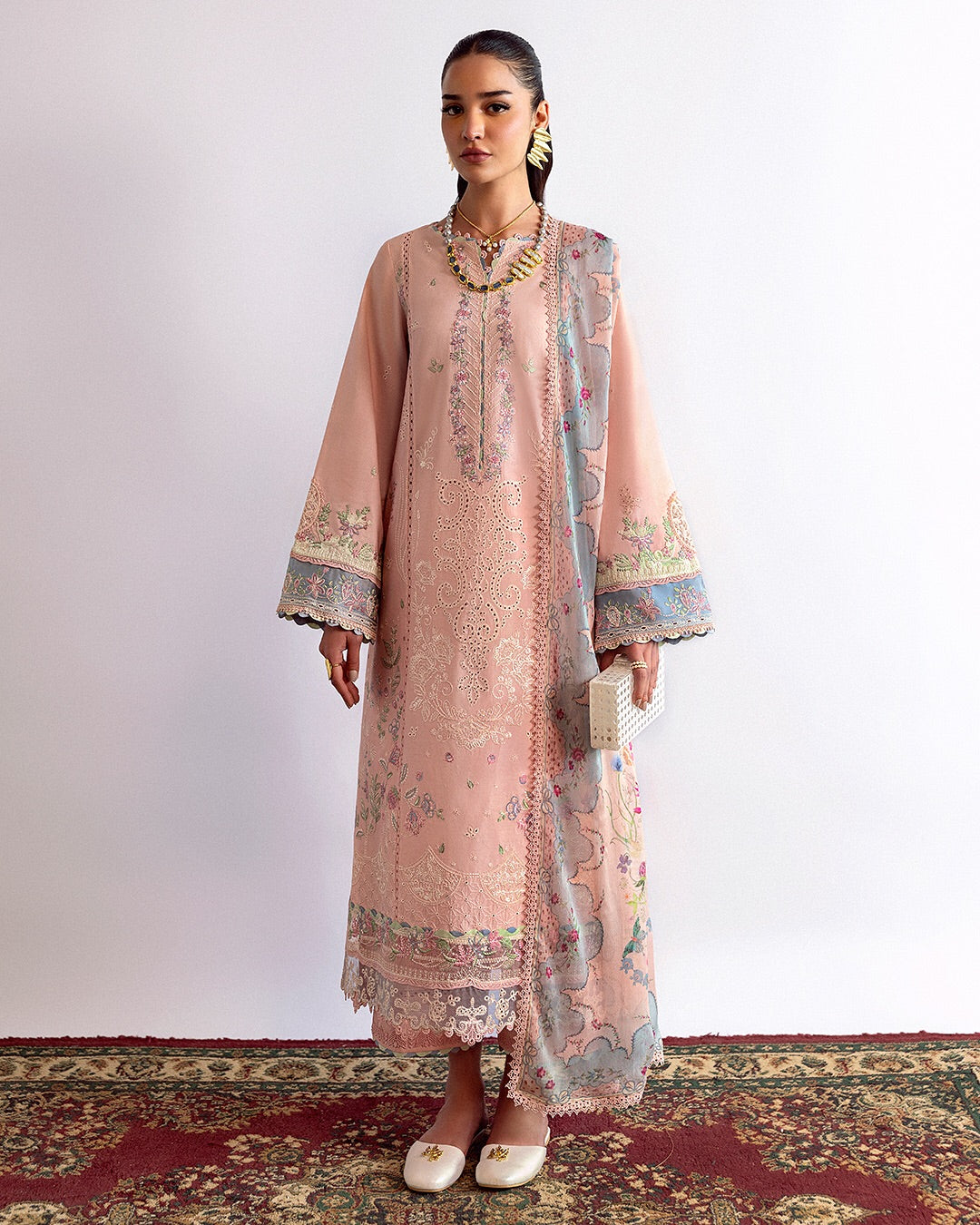 Hedi Embroidered Lawn | Qlinekari 2025