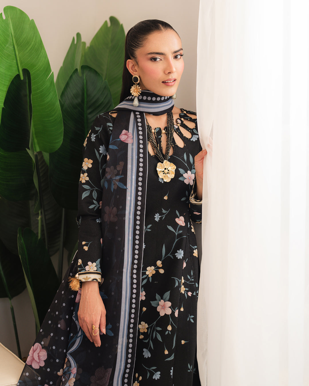 SHYNA FLORAL PRINTED LAWN | ALIZEH SHEEN VOL 4