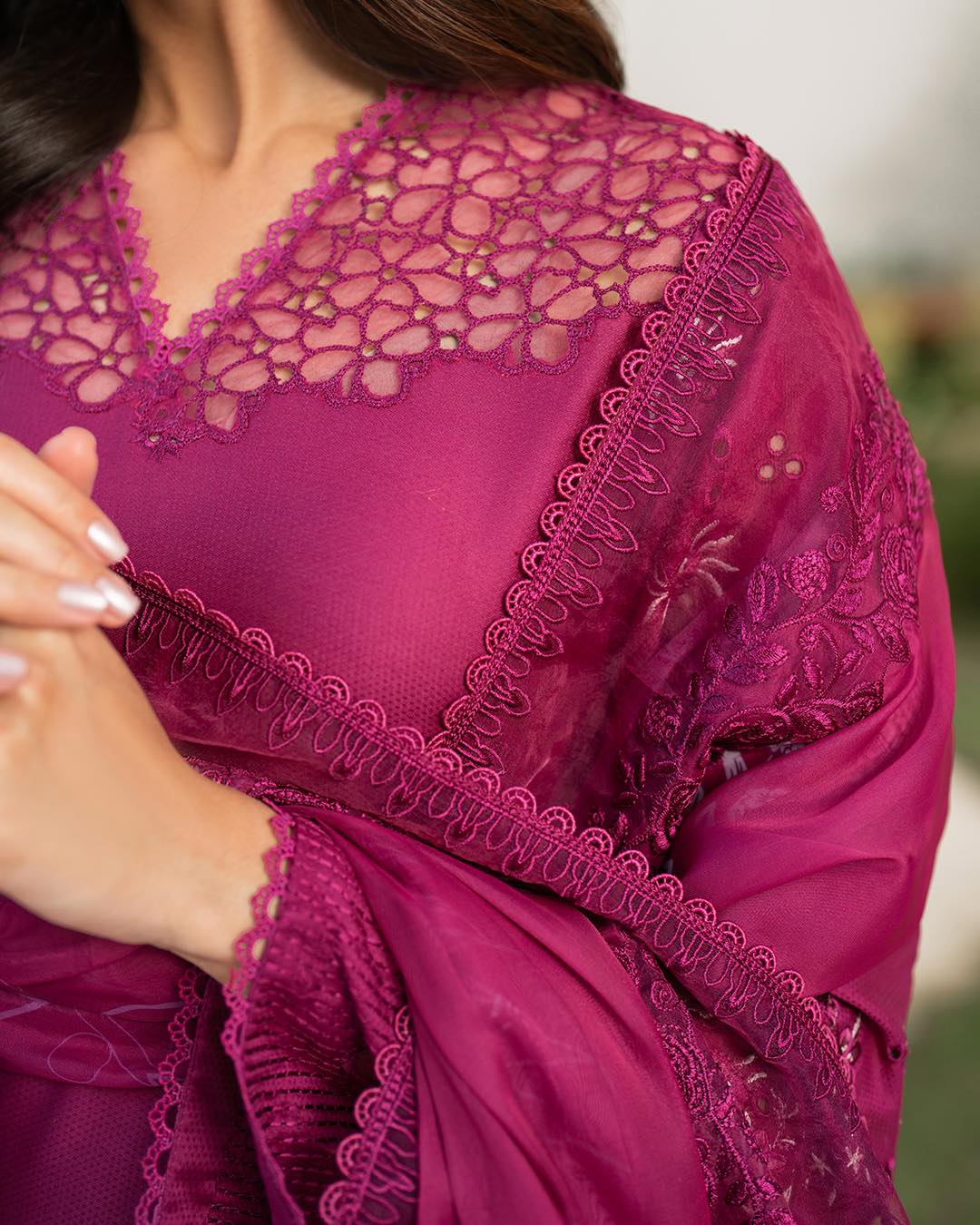 Bold Pink Embroidered Lawn | Iznik IFE-07 Festive Edition
