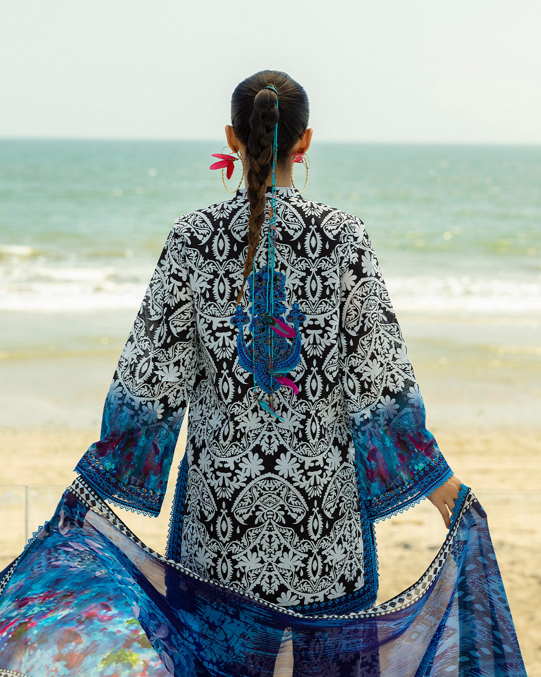 Zainab Chottani - Bella 07 - Black & White 3piece Printed Lawn | Tahra Lawn