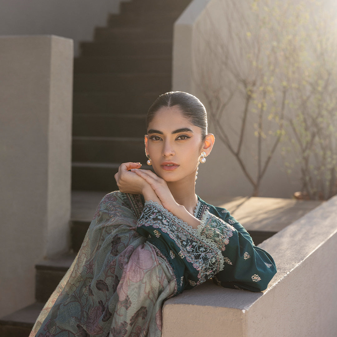 Zainab Chottani - Mina 08 - Teal 3 piece Printed Lawn | Tahra lawn