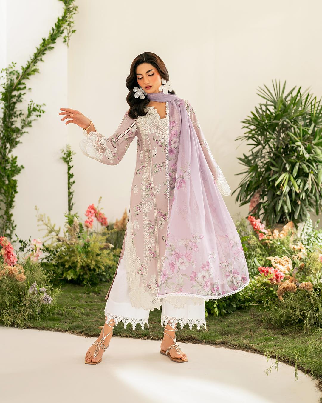 Lavender Purple Emboideed Lawn | Iznik IFE-09 Festive Edition