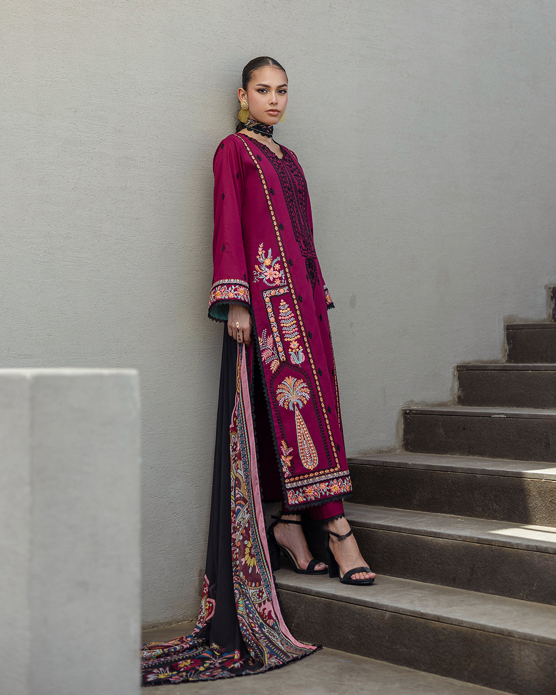 Zainab Chottani - Mahay 12 - Deep Maroon 3piece Printed Lawn | Tahra lawn