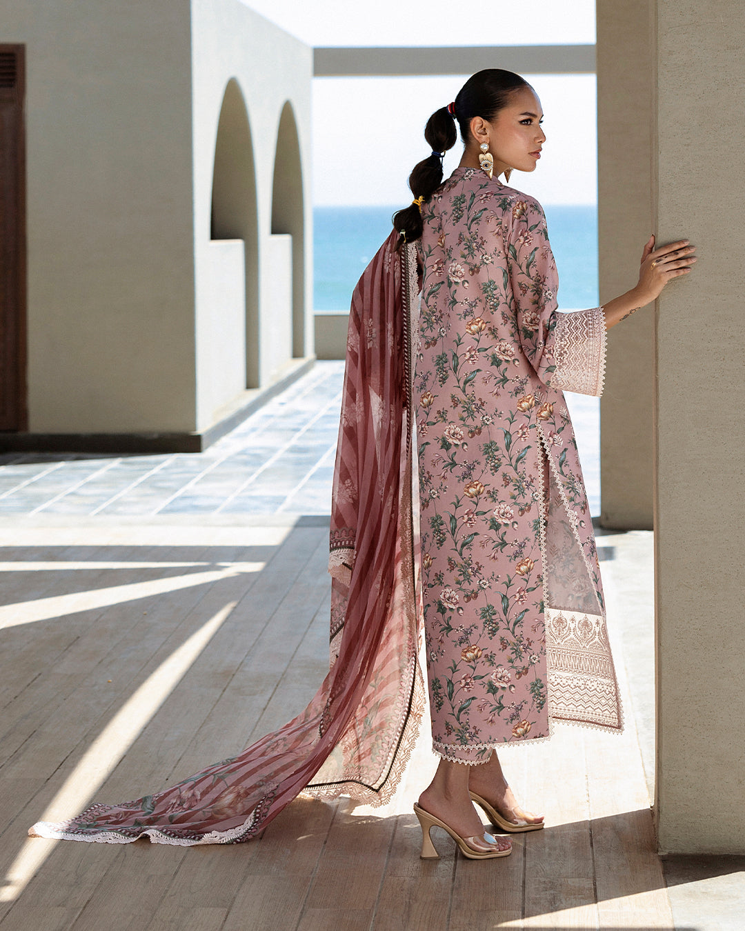 Zainab Chottani - Maraya 09 - Tea Pink 3 piece lawn | Tahra Edition