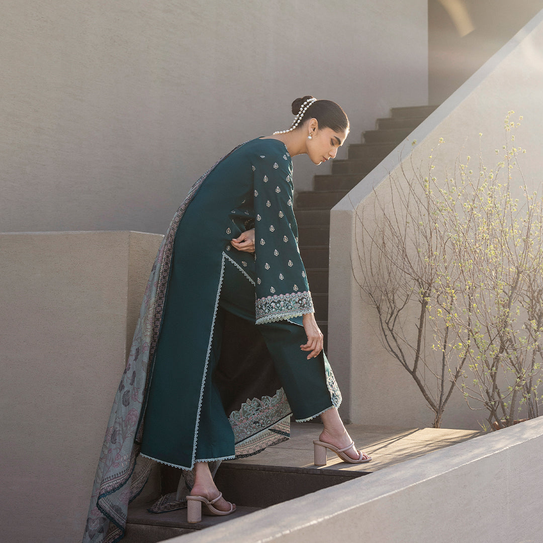 Zainab Chottani - Mina 08 - Teal 3 piece Printed Lawn | Tahra lawn