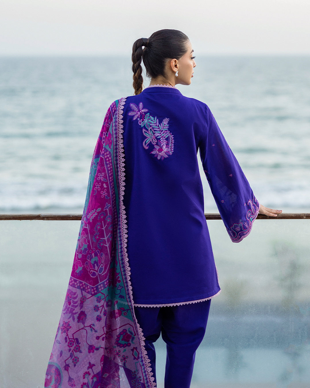 Zainab Chottani - Alayah 11 - Violet 3 piece Lawn | Tahra Lawn