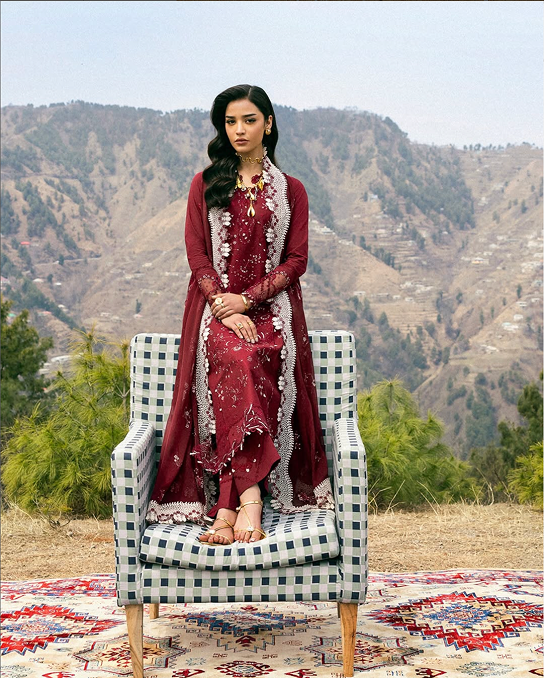 Aila Embroidered Lawn | Qlinekari 2025