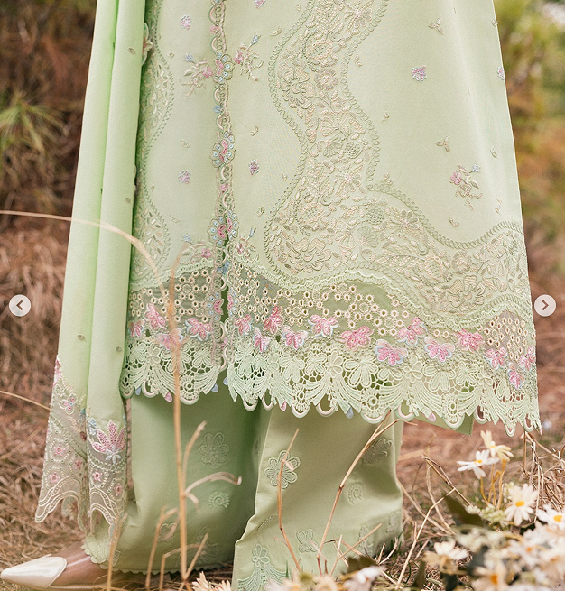 Melin Embroidered Lawn | Qlinekari 2025