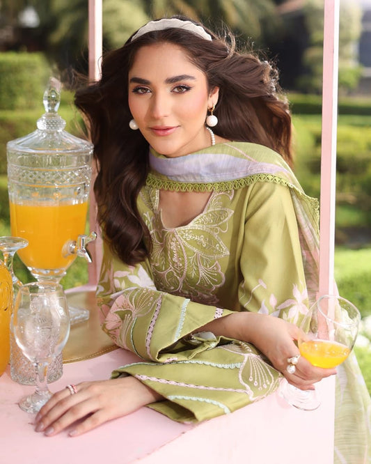 ELYSIA 11 - Leaf Green Organza | RANG RASIYA LIFESTYLE SUMMER EDIT